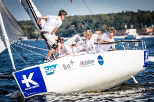PYC Bundesliga-Team. Foto: Lars Wehrmann für Deutsche Segel-Bundesliga